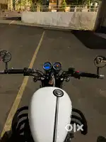 Royal Enfield Thunderbird 350 X showroom maintained