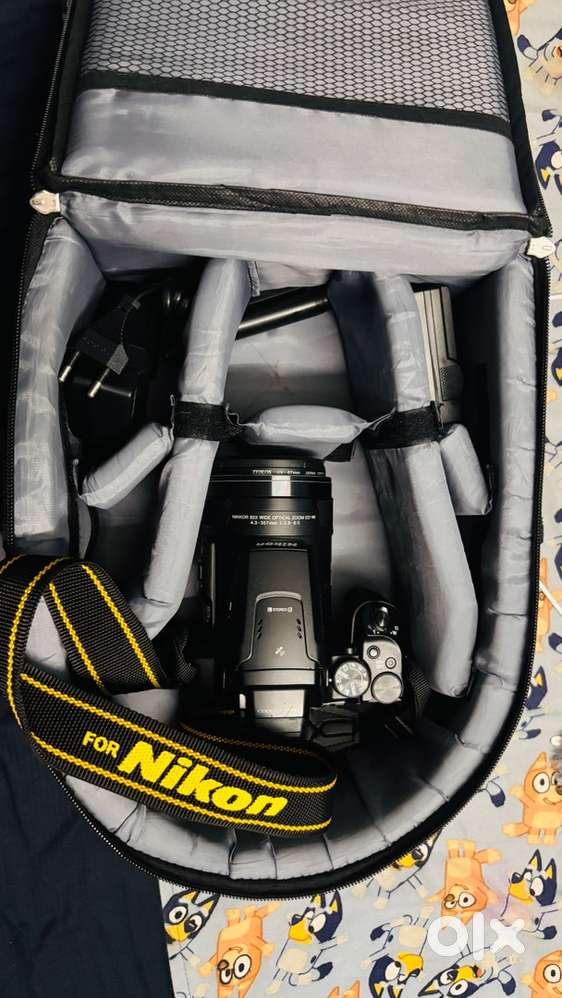 NIKON P900