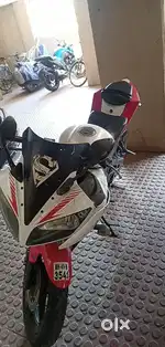 Yamaha R15 2012