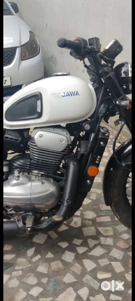 Jawa 42 bobber