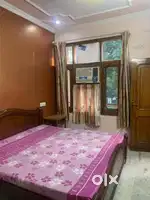 For Sale 5 Marla facing park house sector 37