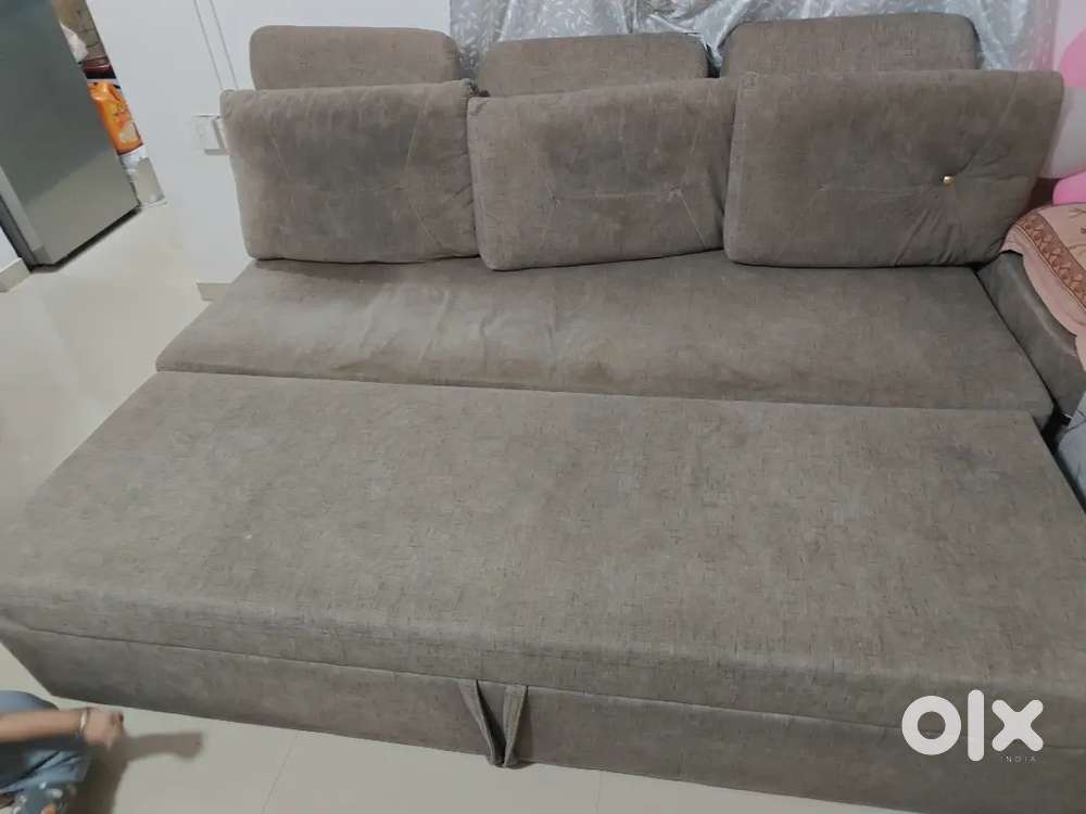 Selling Sofa cum bed