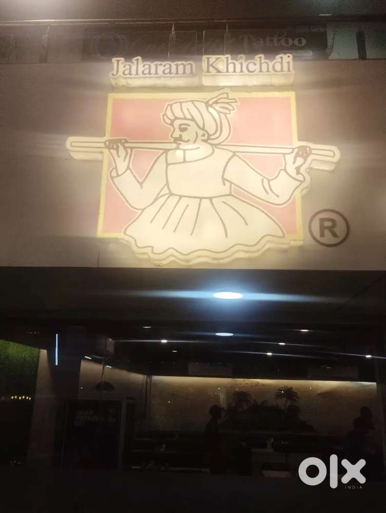 Searching for waiters.