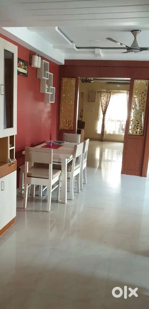 3BHK FILL FURNISHED NEWTOWN BACHELOR'S FAMILY ALLOWED