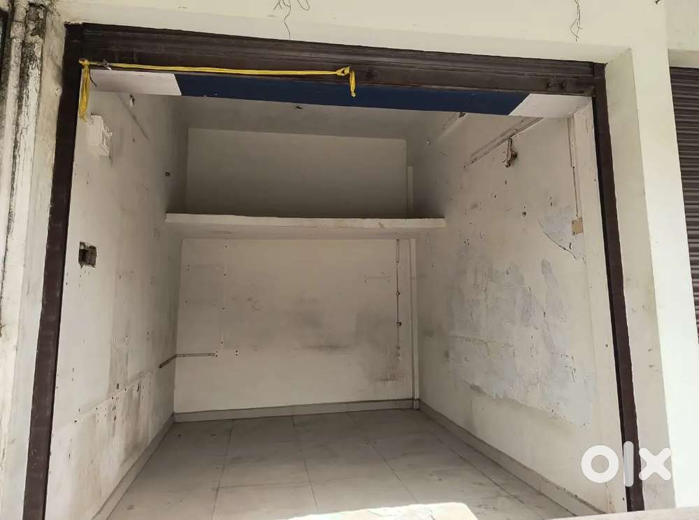 SHOP for rent on main road