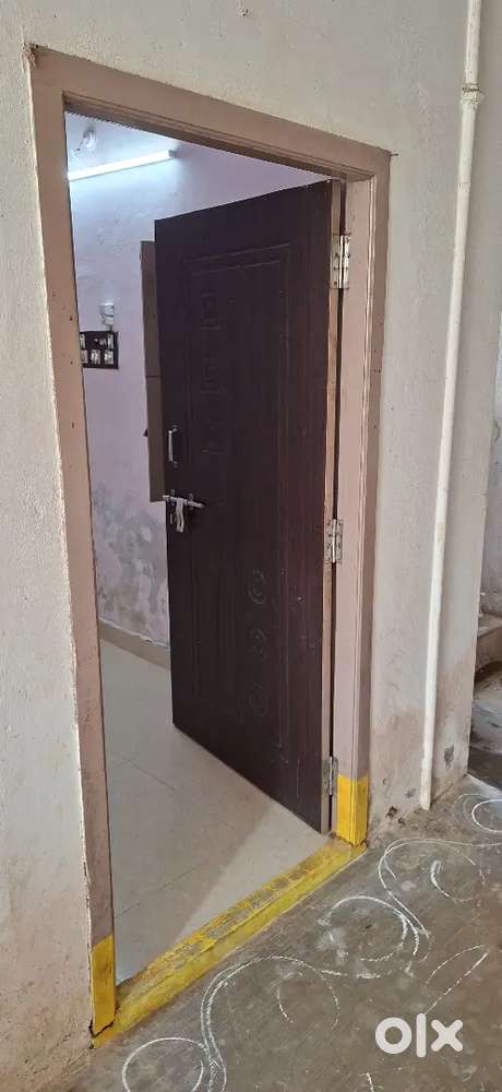 Single room for rent (Bachelor's)