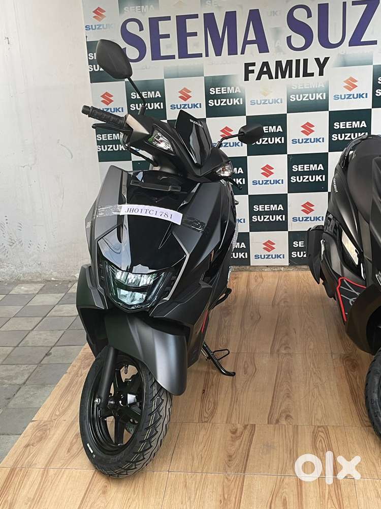 new scooty hai ekdam