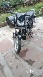 Rahul Singh.  Morena.  New gadi hai.  Mere pass 2 baik hai