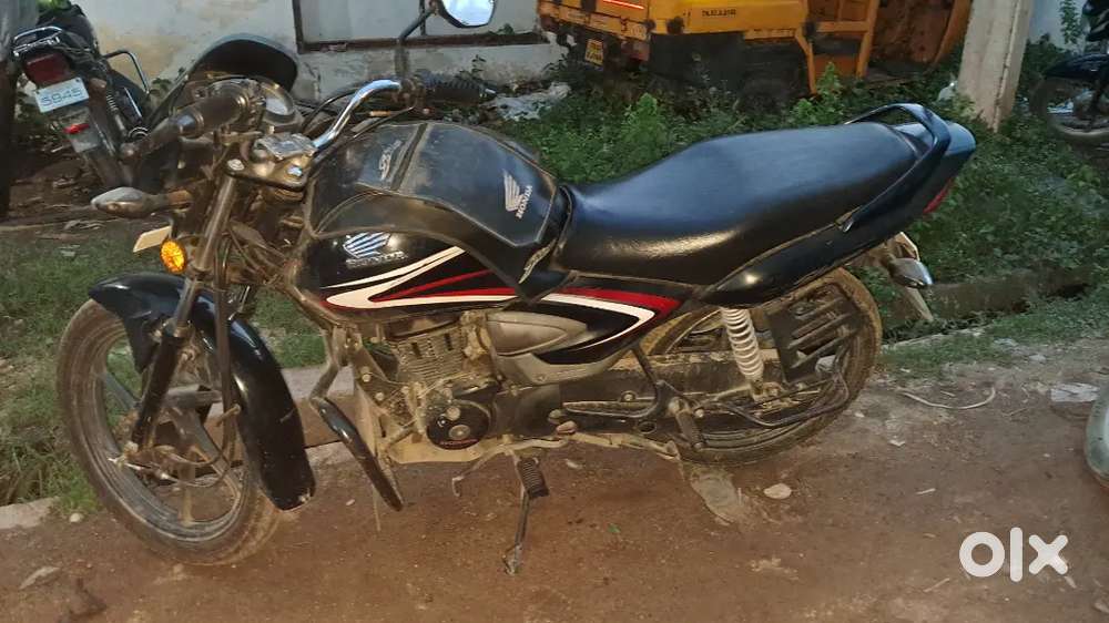 HONDA SHINE 125  ALL GOOD CONDISHION