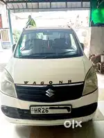 वेगनर पेट्रोल सीएनजी मॉडल 28-11-2011