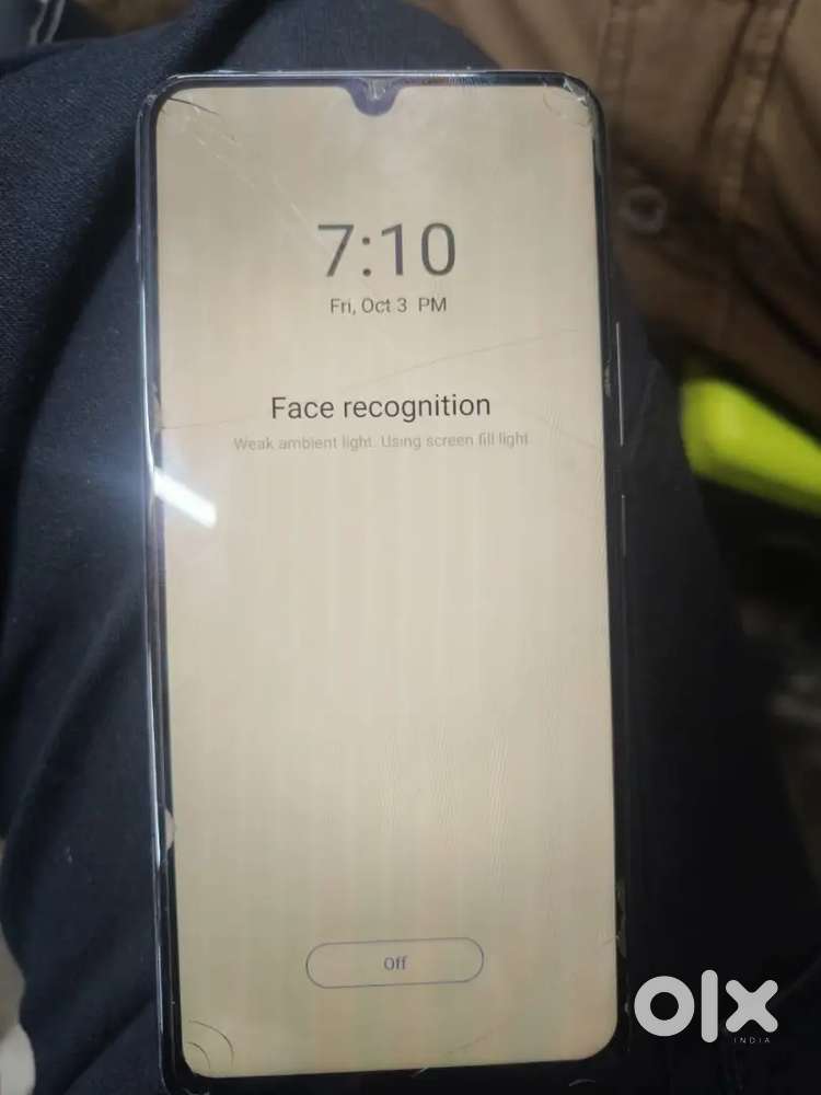 Vivo V2025