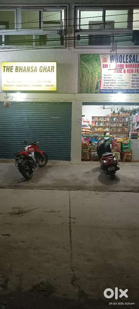 Space available for chat & panipuri in a good Residential area