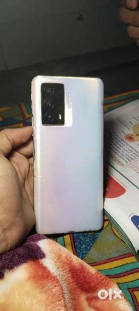 Best condition mobile phone for sale
