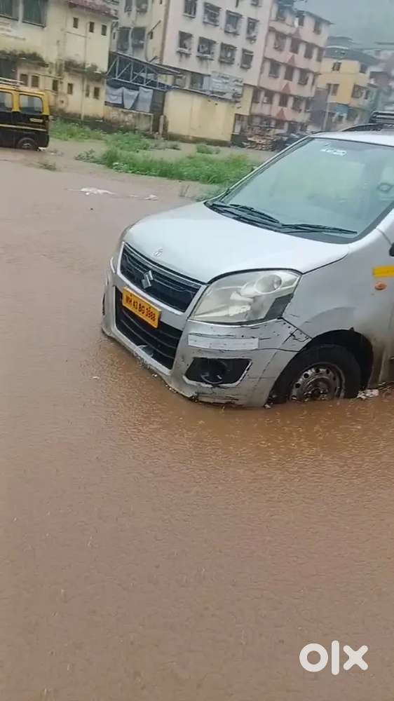 Hello bhai log mujhe ola uber me chalane k liye gadi chahiye