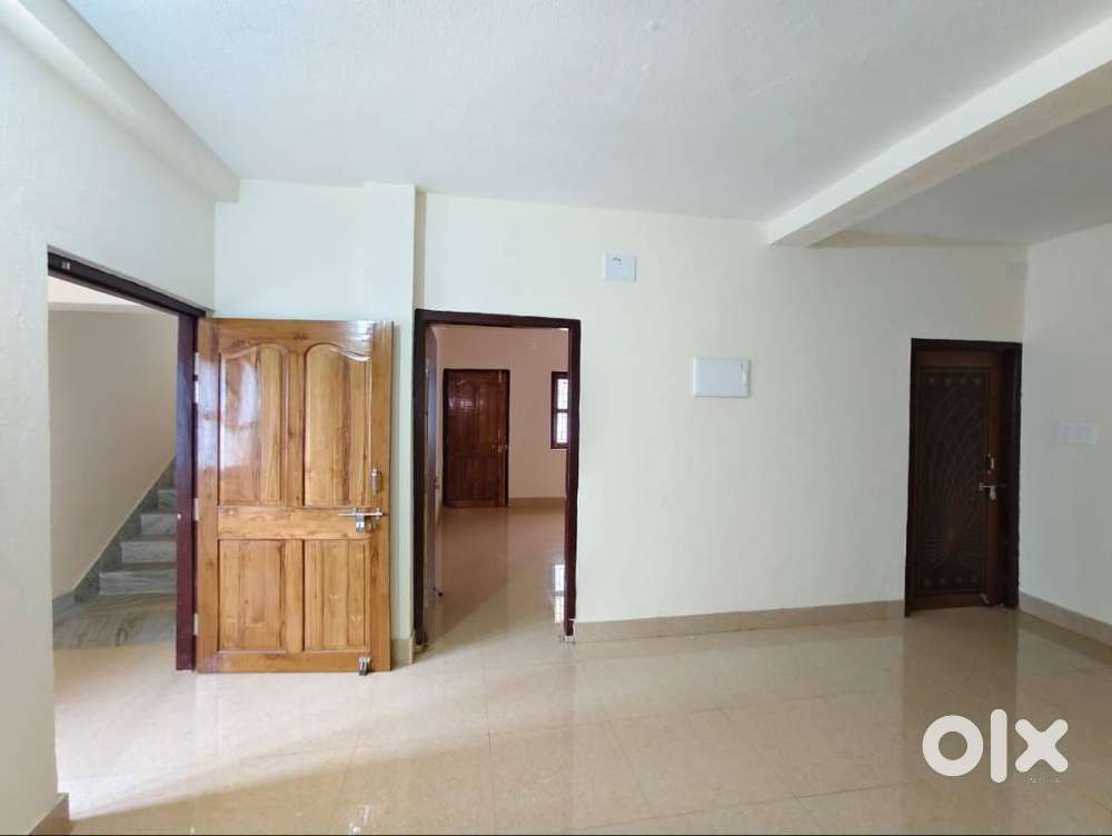 Spacious 2nd Floor Office or Storage Space for Rent – Nuagaon