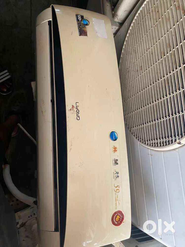 Lloyd value for money Second Hand AC in good condition