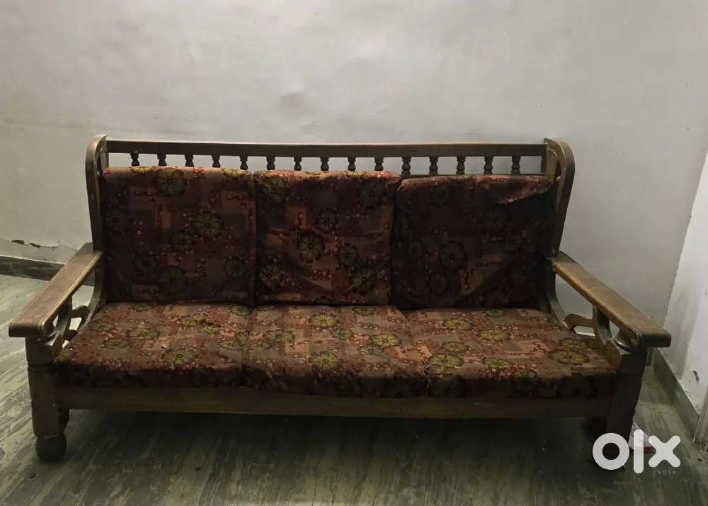3 Seater Sofa up for sale.