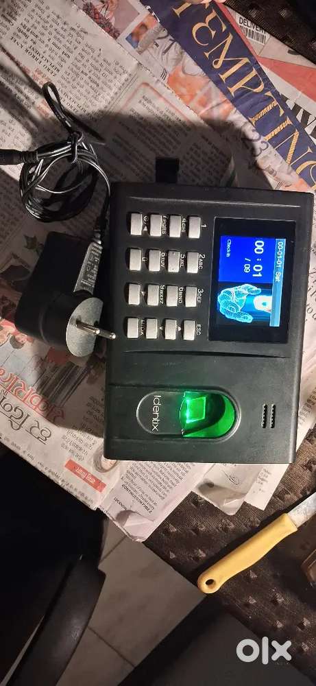 Biometric attendance machin