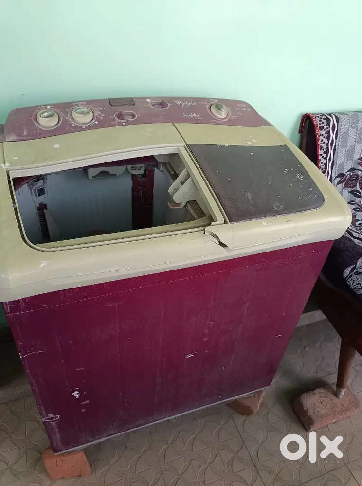 Washing machine in working condition