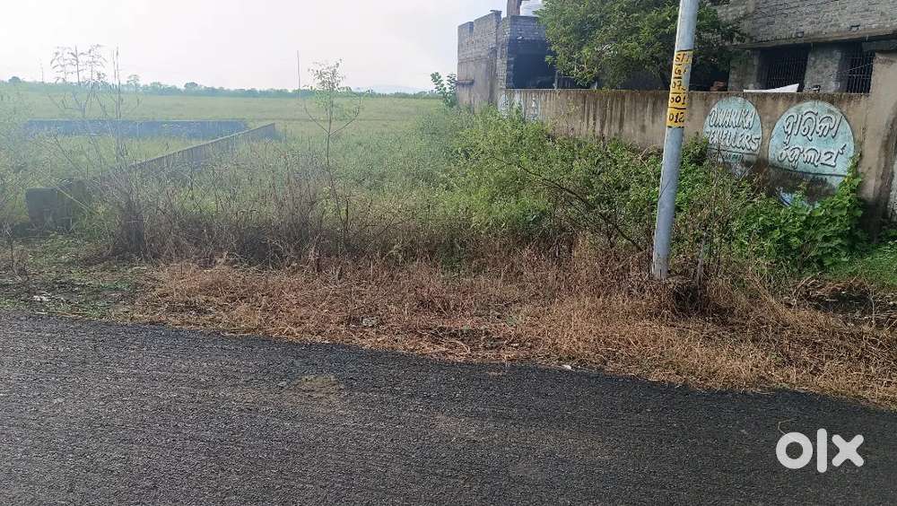 Residential General plot with Gharbari per Decmil 400000