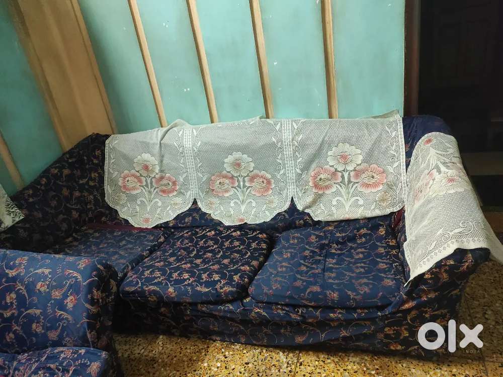 I want to urgently sell my sofa set