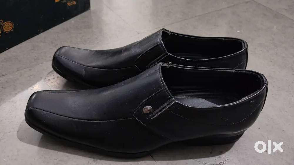 Action Black Formal Shoes