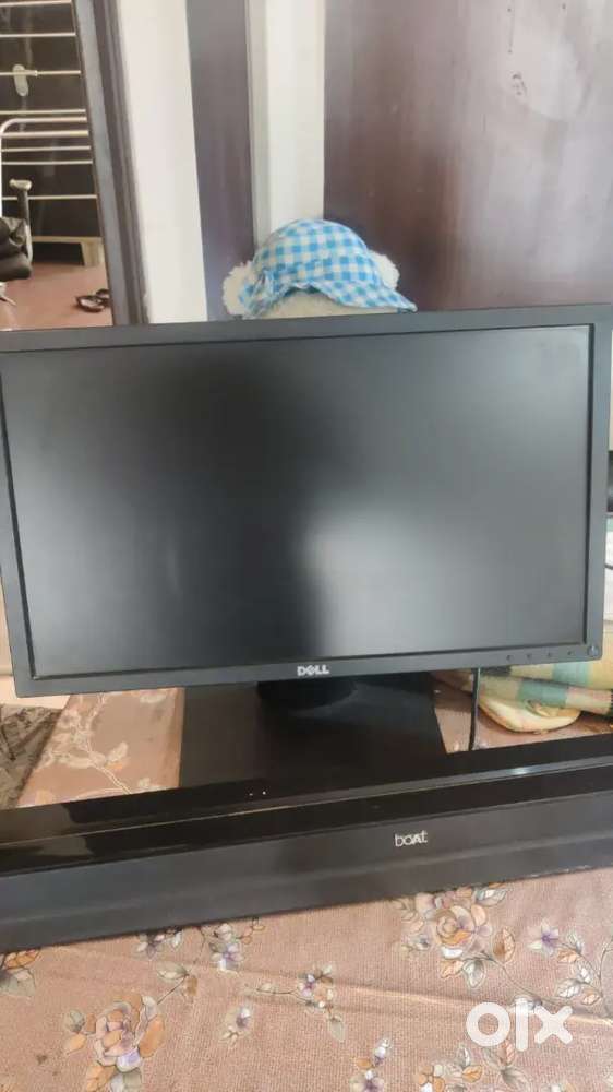 Dell Monitor for sale 2 yrs old