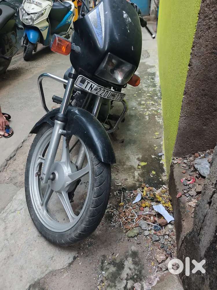 Splendor plus 100 cc with insurance and good condition