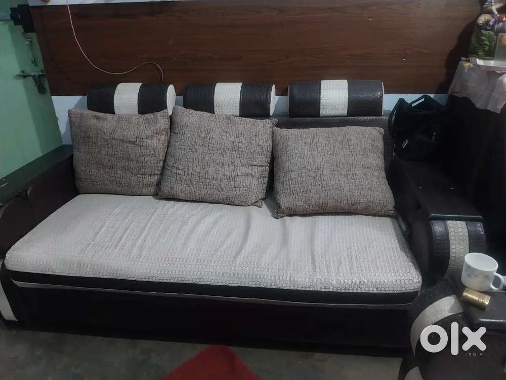 5seeter sofa and cover