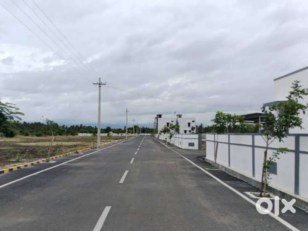 villa and land for sael nearby saravanampatti road