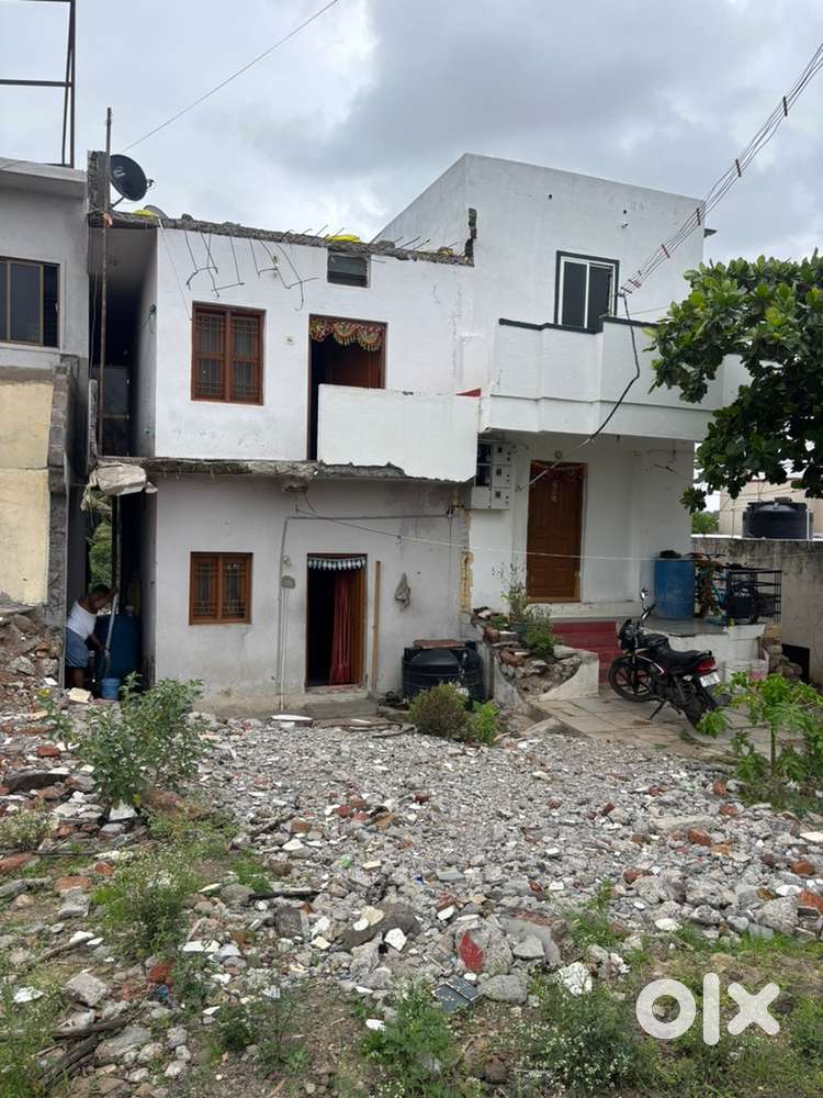 Half Na House for sale in Solapur ringroad fire station opposite