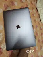 MACBOOK PRO 2018 15INCH 16GB RAM 256GB SSD SUPERB CONDITION