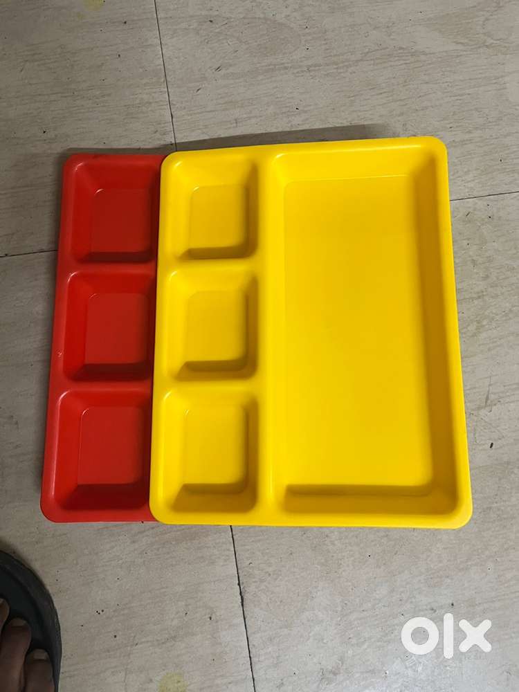 Tifin plets and dosa item stand