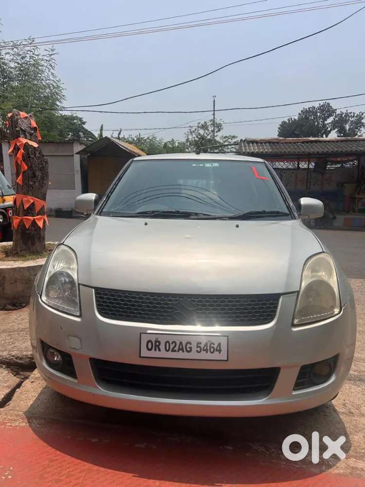 Maruti Suzuki Swift 2005 price 93000