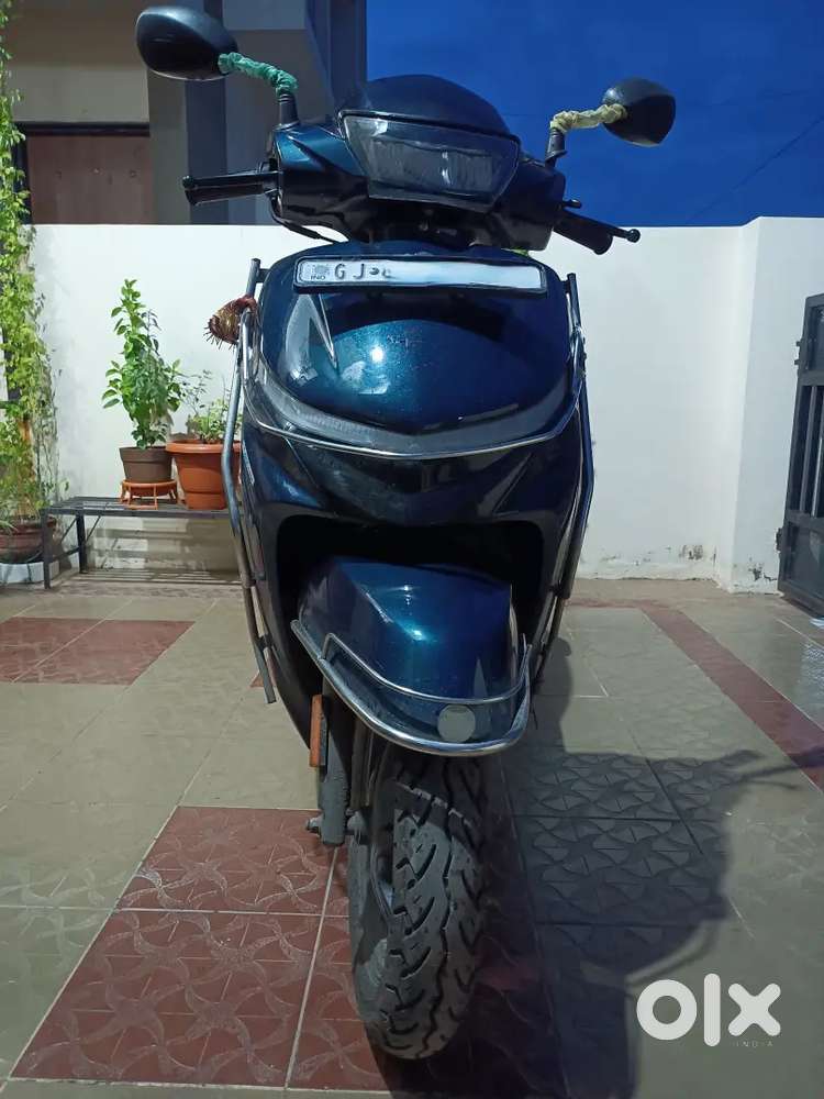 TVS Jupiter 2025 SXC smart connect Top model
