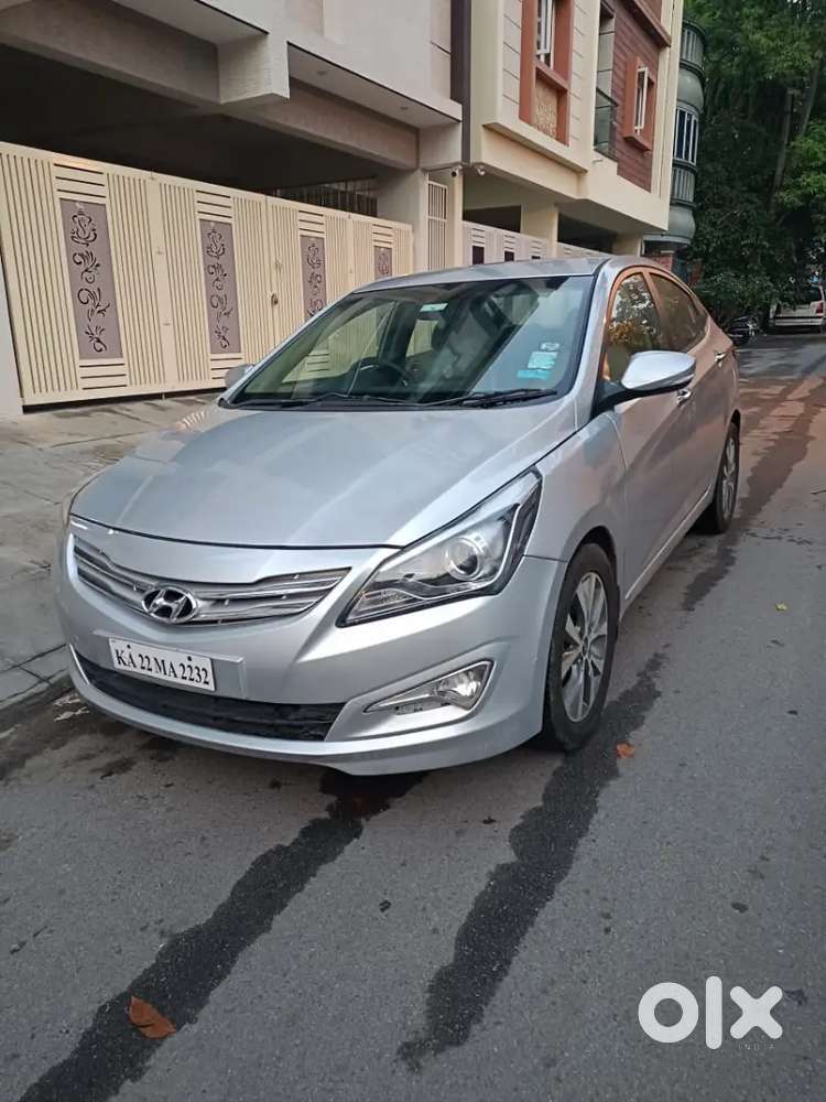 Hyundai Verna 2016 Diesel  push button start with key less entry