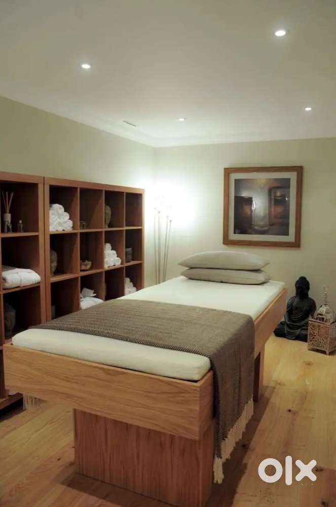 Spa Therapist