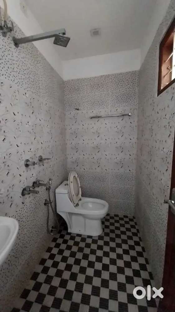 3bhk house rent kakkanad kuzhivelipady