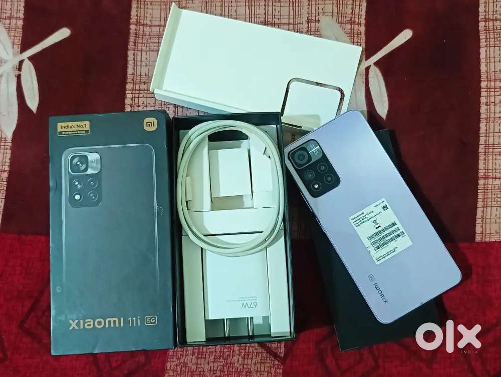 Xiaomi 11i 5g 6/126(67 watt super fast Charger)