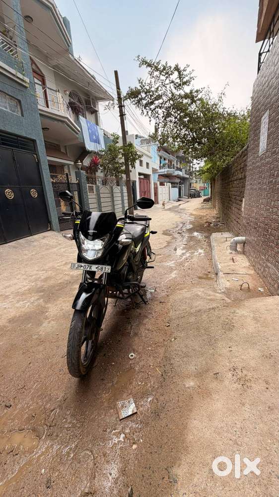 Honda SP125 new condition bike