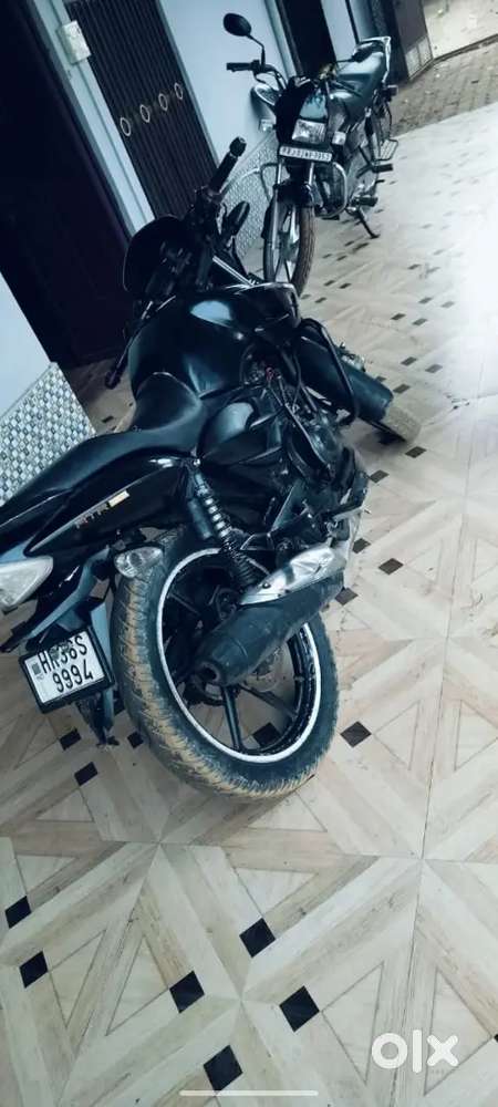 Fix price h jisko leni ho vhi msg kre please  bike bilkul ok hai