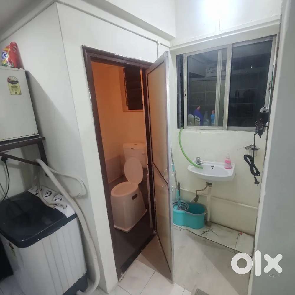 Totally furnished flat monthly bass& yearly