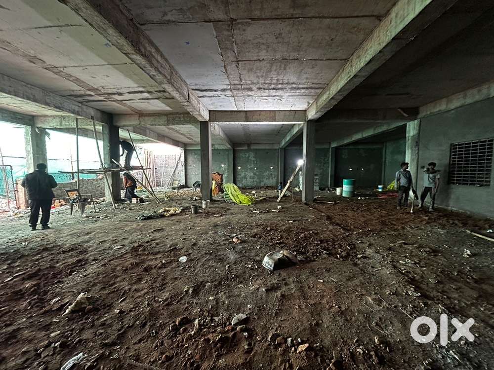 Hall for warehouse, showroom etc.