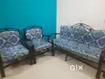 Sofa set (Metal) 5 years old in good condition.