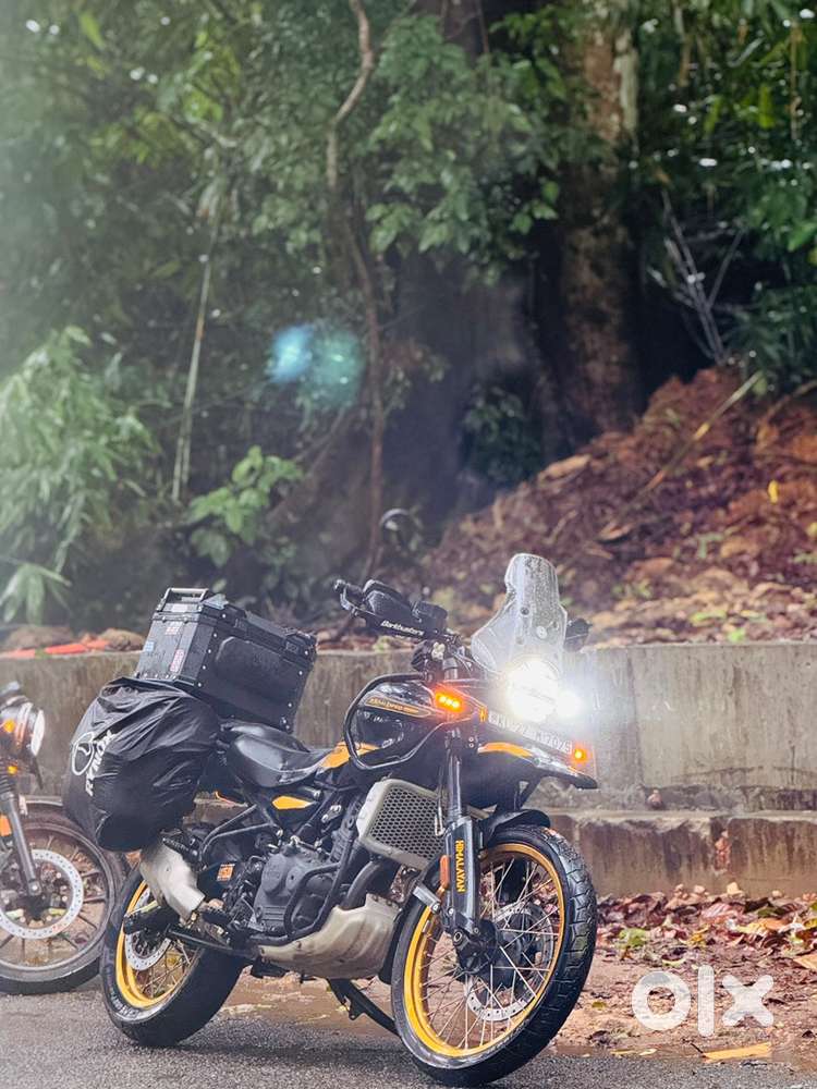 Fully loaded fresh condition Himalayan 450 Hanle black