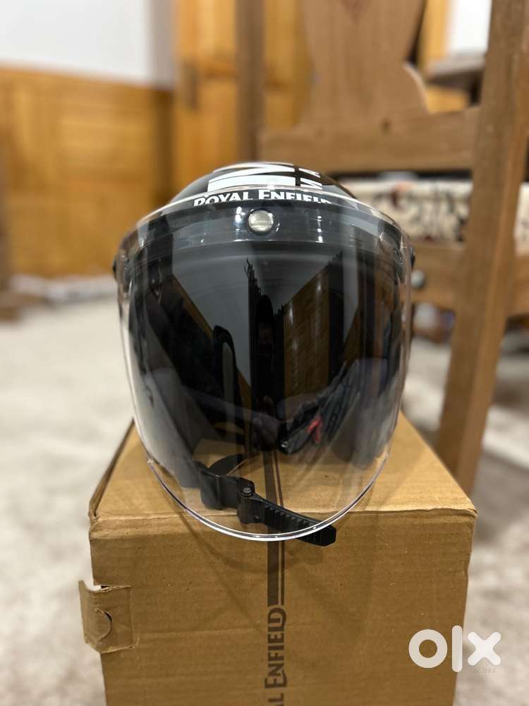 Royal Enfield  Made like a gun  MLG 1901 Helmet