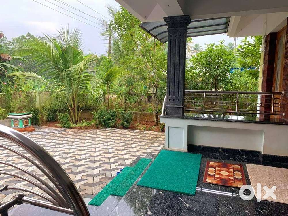 House in 10 cents land near KMEA