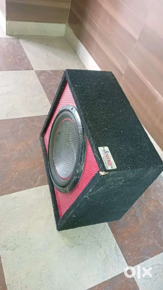 Amplifier with pioneer base tube