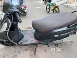 Singal hand use
