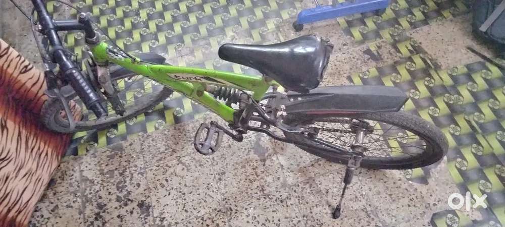 Best cycle blue color 6 speed gear + 1 sprint cycle